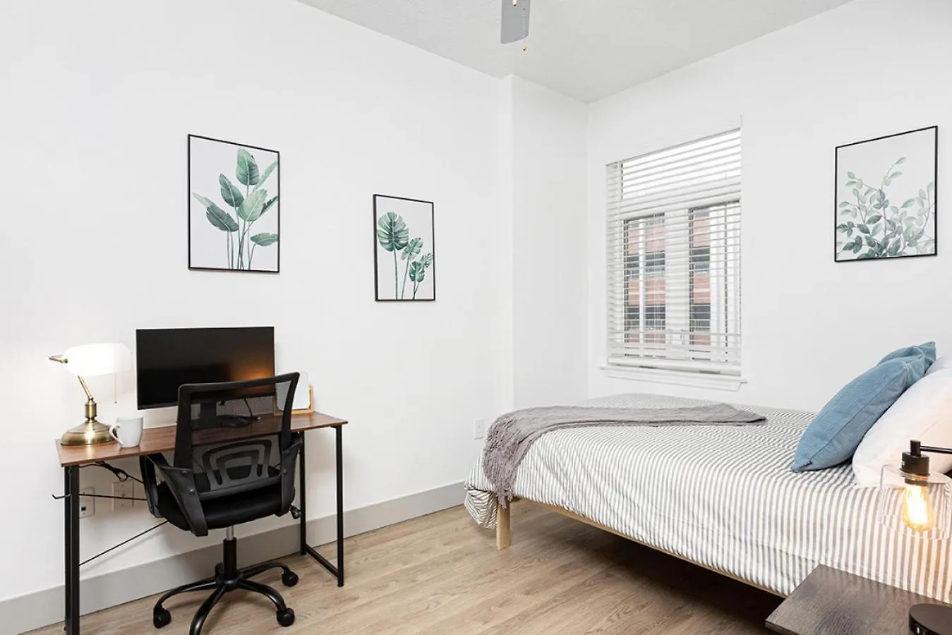 Apartment The Hornet - Cozy And Spacious 3Br - Free Parking - Views - 2 Mins To Stadium Charlotte