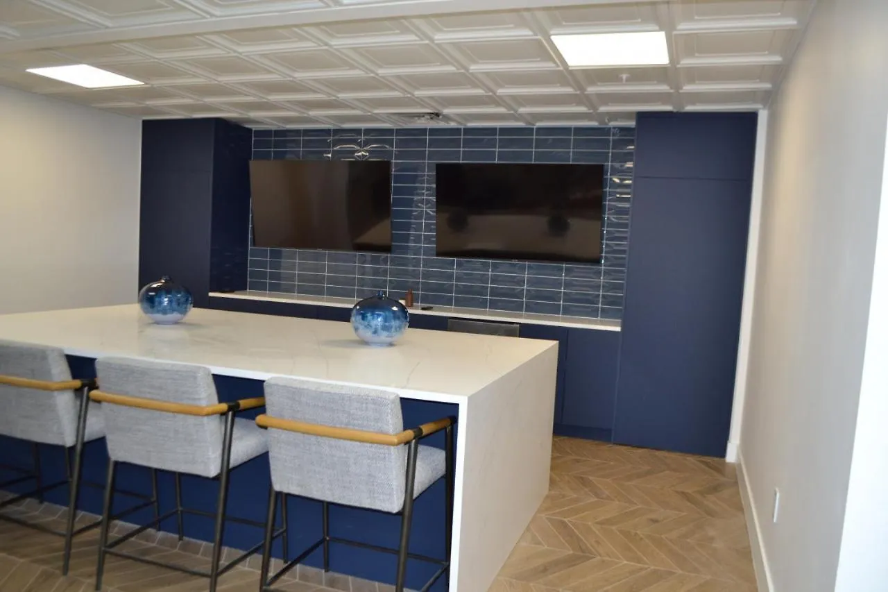 The Hornet - Cozy And Spacious 3Br - Free Parking - Views - 2 Mins To Stadium Charlotte 0*,